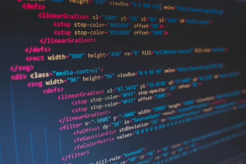 Comment le piratage informatique a révélé les secrets luxueux et les astuces d&rsquo;optimisation fiscale de Patrick ?