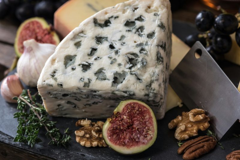 Le fromage, le secret de la longévité ? Découvrez comment il peut booster votre bien-être et vous aider à vieillir en pleine forme !